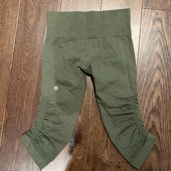 Lululemon In The Flow Clinched Crop Leggings - Picture 4 of 7